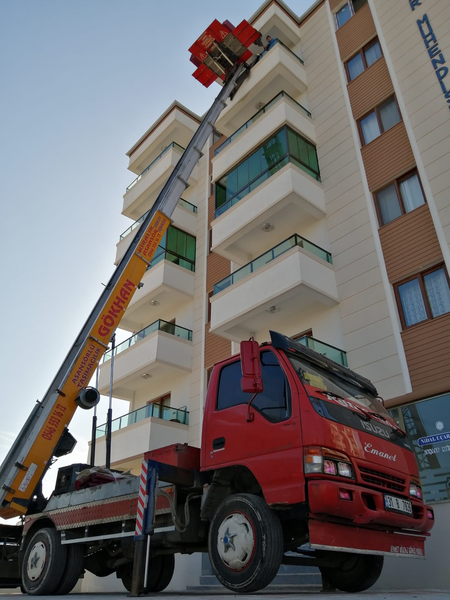 Dış cephe asansörü